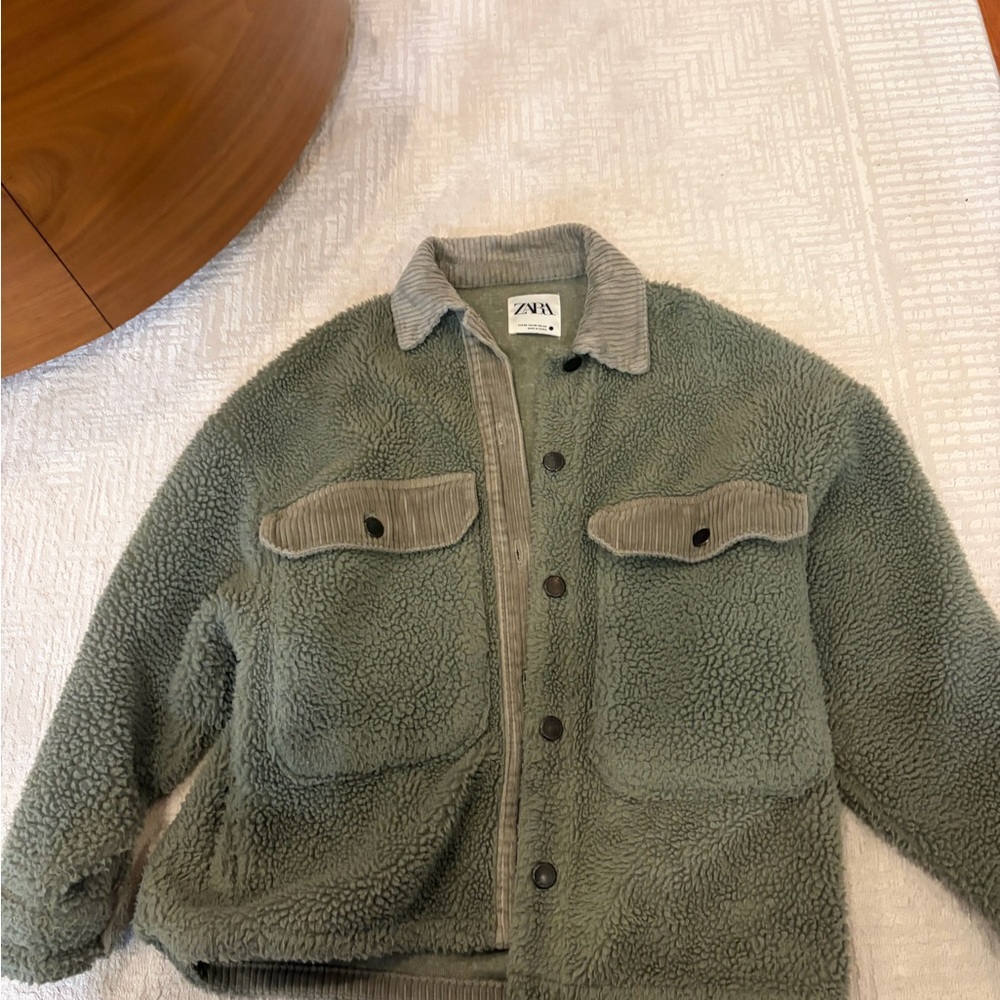 Zara women’s Olive Sherpa Shirt Jacket